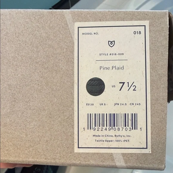 NEW Rothy's Black and Green Mary Jane Point Pine Plaid Flats - Picture 2 of 8